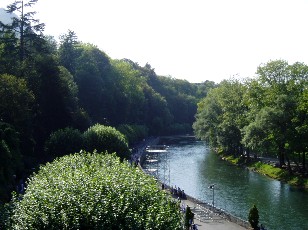 Le Gave tout  ct de la Grotte de Massabielle